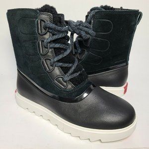 SOREL women Boots Joan of Arctic Next Lite Lace Up Black Waterproof sz 8 new